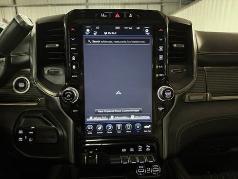 Used 2020 RAM 2500 Limited AWD/4WD image 25