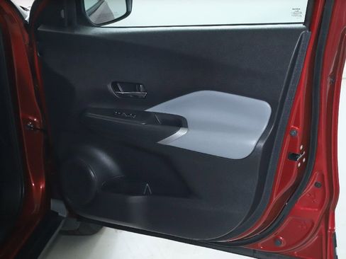 Certified 2023 Nissan Kicks SR w/ SR Premium Package FWD image 34