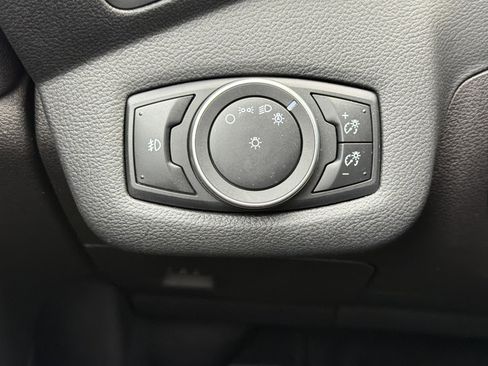 Used 2016 Ford Escape SE image 24