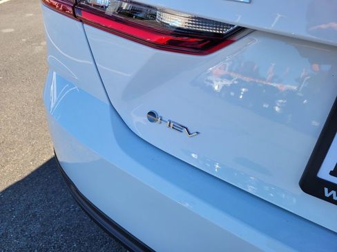 Used 2026 Toyota Camry LE w/ Convenience Package image 6