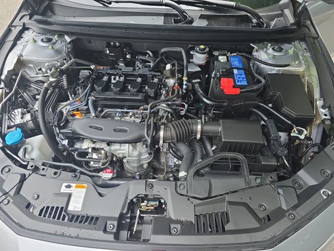 Used 2025 Honda Accord SE image 29