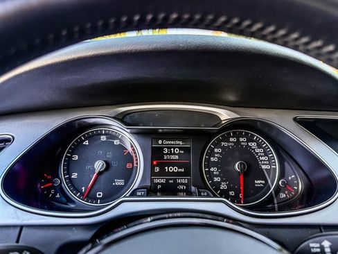 Used 2016 Audi A4 2.0T Premium image 25