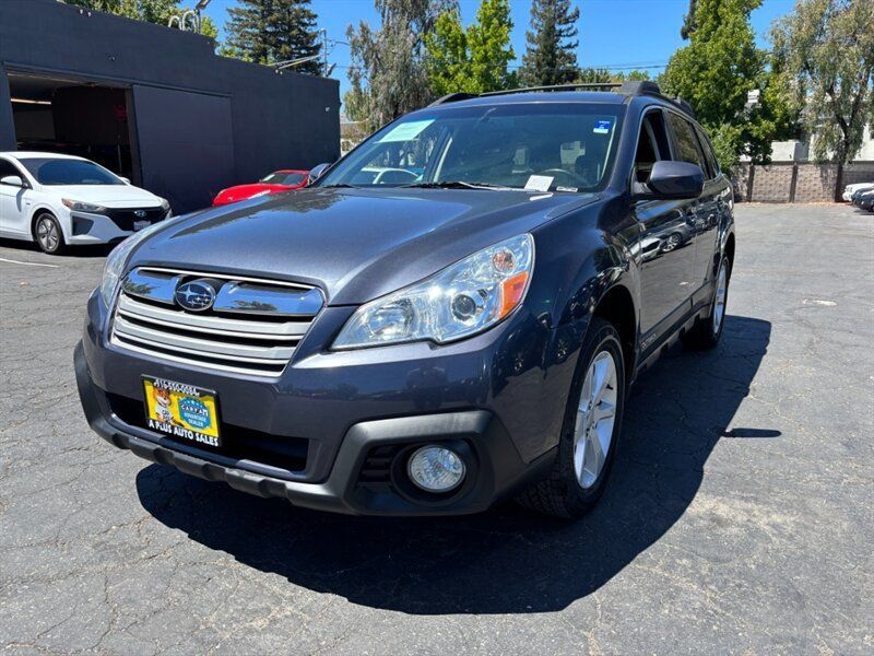 Used 2014 Subaru Outback 2.5i Premium AWD/4WD image 8