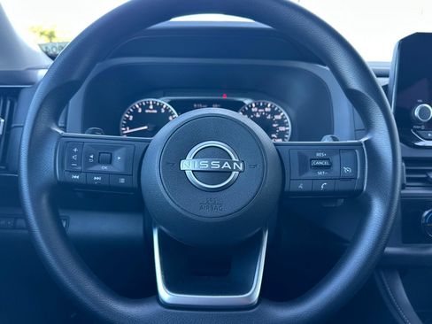 Certified 2024 Nissan Pathfinder S FWD image 27