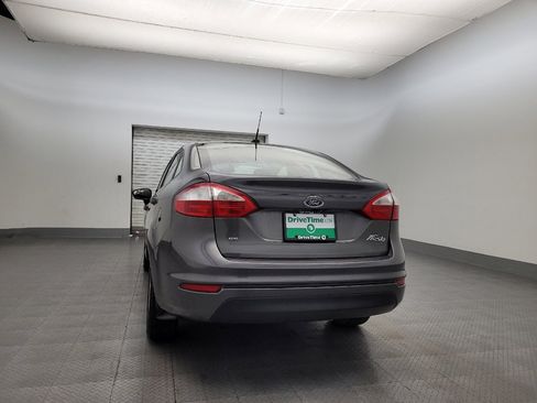 Used 2019 Ford Fiesta SE image 6