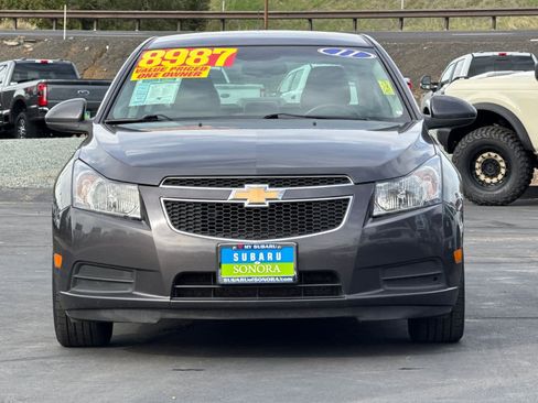 Used 2011 Chevrolet Cruze LT image 9