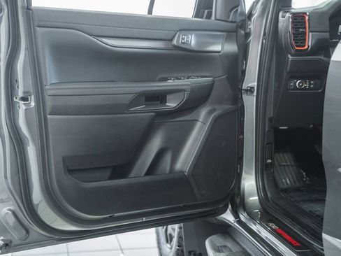 Used 2025 Ford Ranger Raptor AWD/4WD image 43