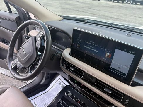 Used 2021 Lincoln Nautilus FWD w/ Equipment Group 101A image 40