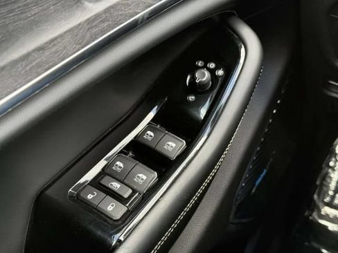 Used 2022 Jeep Grand Cherokee L Overland AWD/4WD image 21