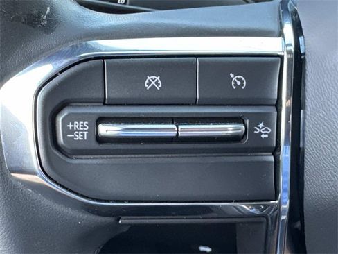 Used 2023 GMC Canyon Elevation image 26