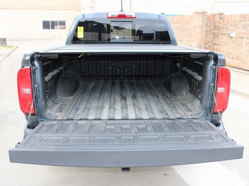 Used 2019 Chevrolet Colorado Z71 image 28