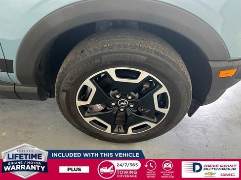Used 2022 Ford Bronco Sport Outer Banks w/ Tech Package AWD/4WD image 9