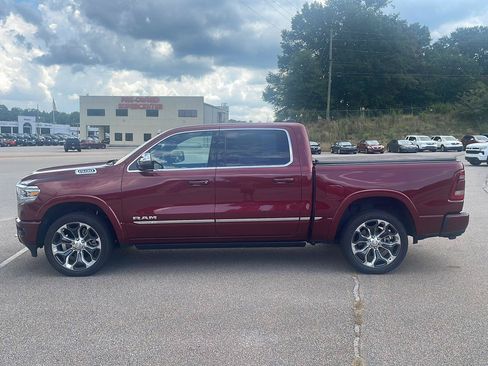 Used 2024 RAM 1500 Limited AWD/4WD image 6