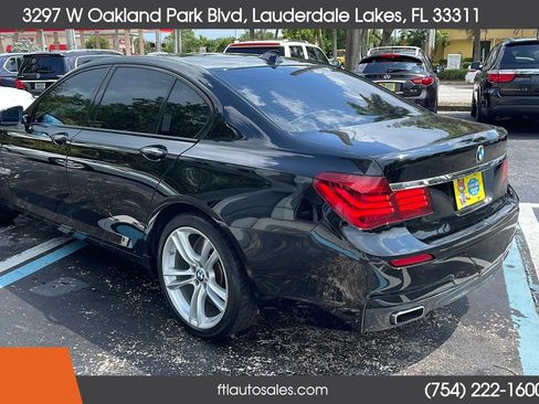 Used 2014 BMW 750i RWD image 7