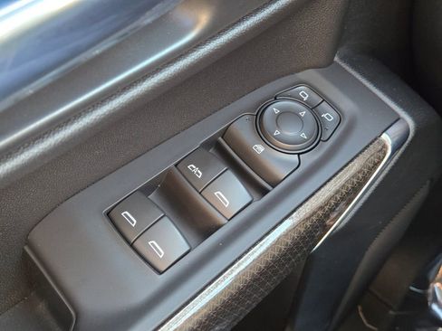 Used 2021 Chevrolet Silverado 1500 RST image 23