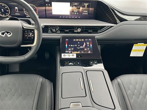 New 2026 INFINITI QX80 Autograph w/ Premium Cargo Package image 14