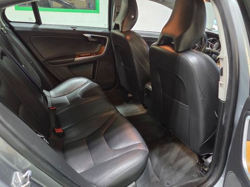 Used 2018 Volvo S60 T5 Inscription Platinum AWD/4WD image 21