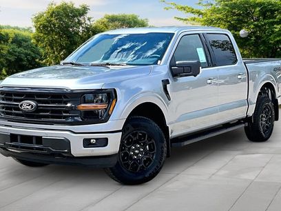 New 2026 Ford F150 XLT w/ Equipment Group 302A MID