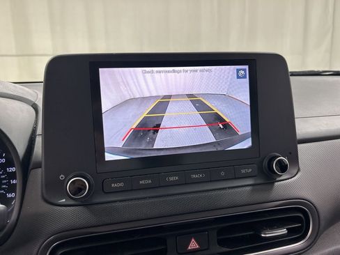 Used 2023 Hyundai Kona SEL AWD/4WD image 15