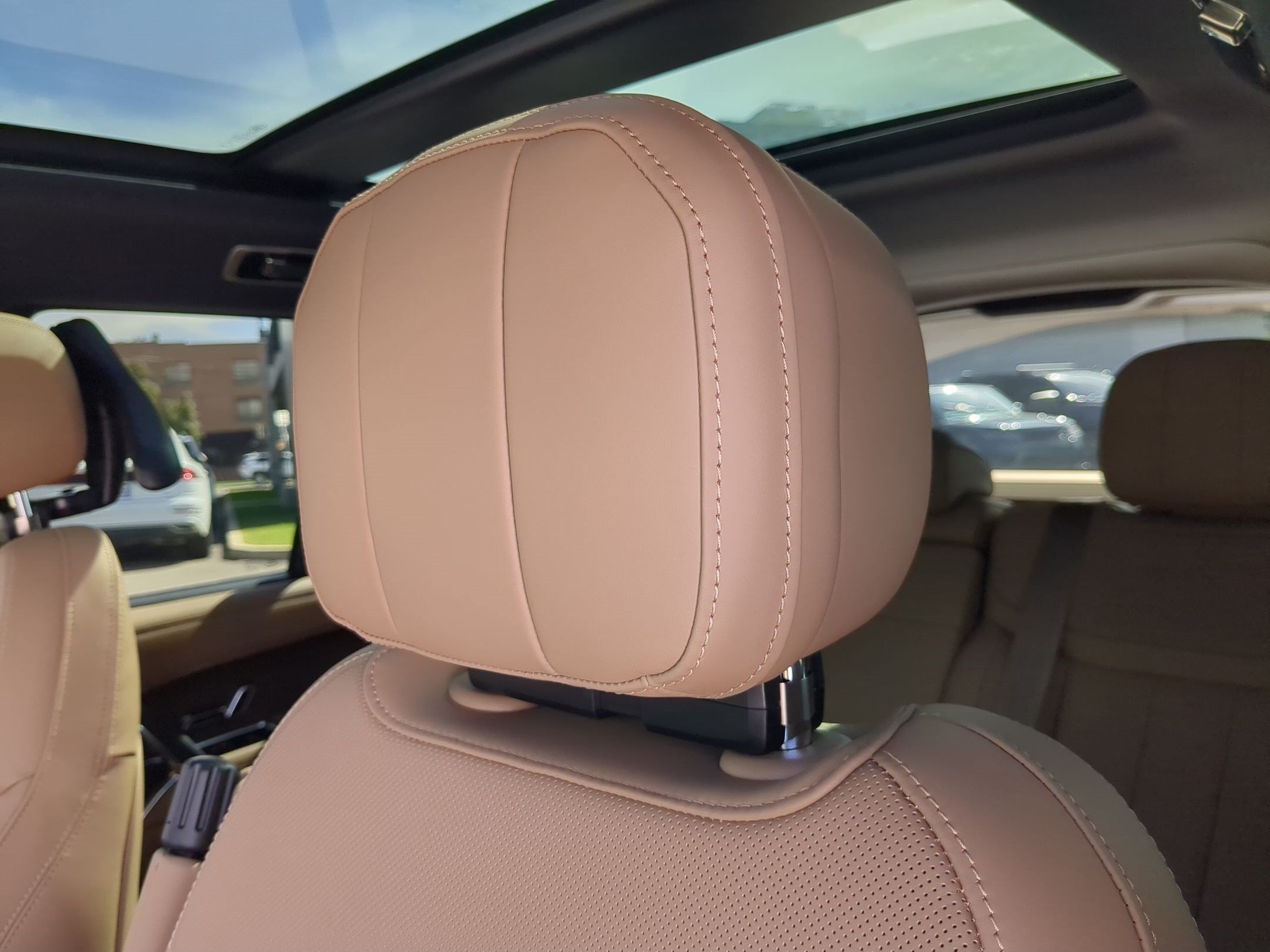New 2026 Land Rover Range Rover SE AWD/4WD image 23