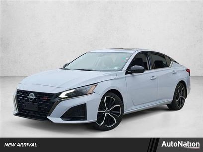 Used 2023 Nissan Altima 2.5 SR w/ SR Premium Package
