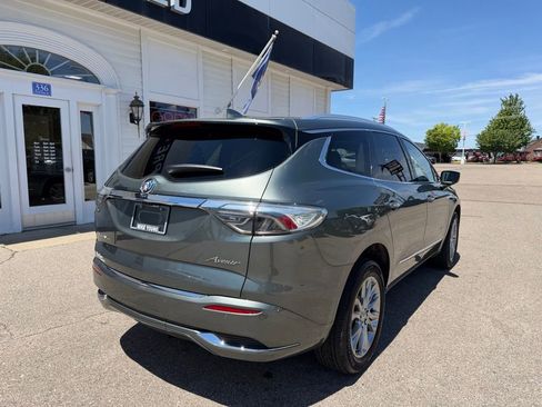 Certified 2023 Buick Enclave Avenir FWD image 5