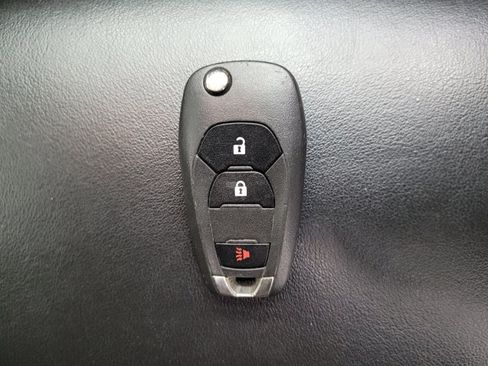 Used 2020 Chevrolet Spark ACTIV FWD image 32