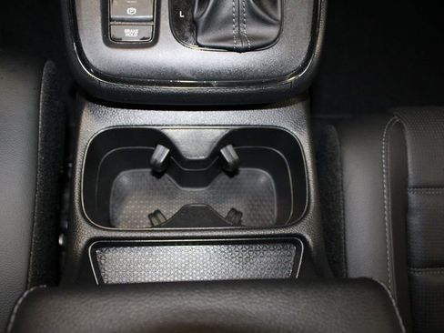 Used 2023 Honda CR-V EX-L image 32