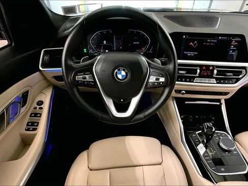 Used 2019 BMW 330i xDrive Sedan w/ Driving Assistance Package image 5