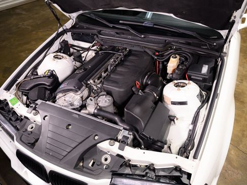 Used 1998 BMW M3 Sedan image 21