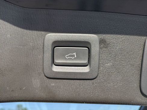 Used 2018 MAZDA CX-5 Touring w/ Preferred Equipment Package image 13