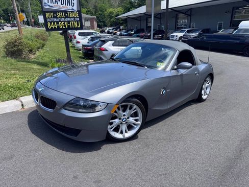 Used 2008 BMW Z4 3.0i RWD image 3