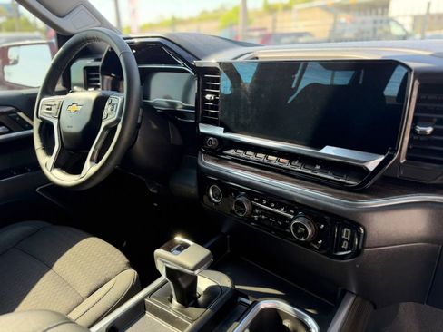 Used 2024 Chevrolet Silverado 1500 LT w/ Protection Package AWD/4WD image 42