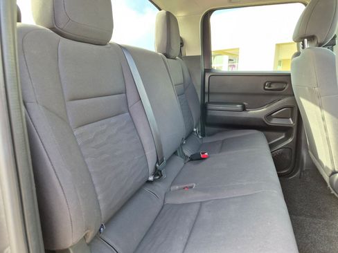 Used 2025 Nissan Frontier S AWD/4WD image 23