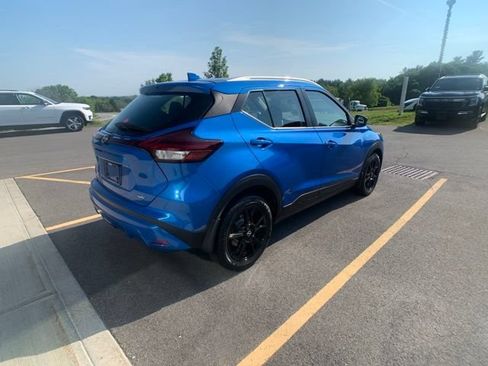 Certified 2023 Nissan Kicks SV FWD image 7