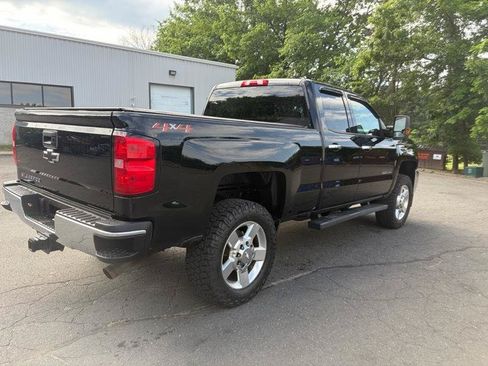 Used 2019 Chevrolet Silverado 2500 W/T w/ Snow Plow Prep Package AWD/4WD image 6
