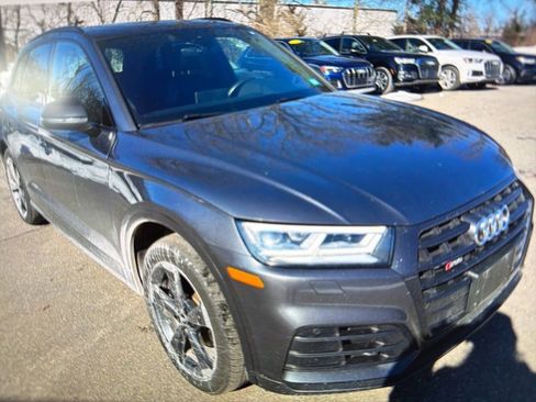 Used 2019 Audi SQ5 Premium Plus w/ Premium Plus Package image 3