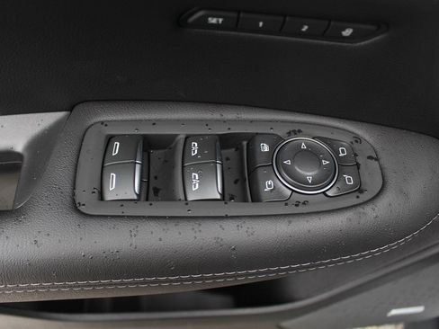 New 2025 Cadillac XT5 Premium Luxury w/ LPO, Floor Liner Package image 11