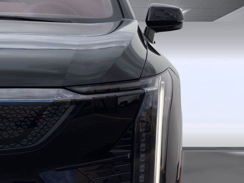 New 2026 Cadillac Optiq Sport 2 image 20
