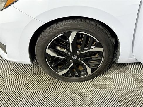 Certified 2023 Nissan Versa SR w/ Trunk Package image 4