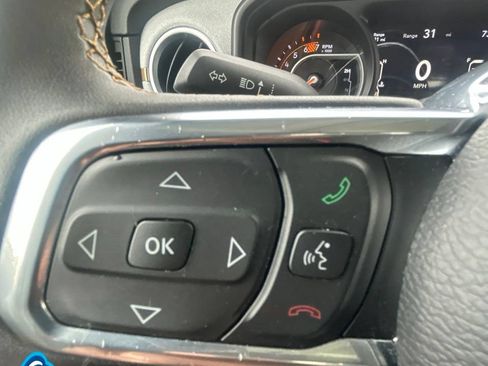 Used 2024 Jeep Wrangler Unlimited Sahara w/ Technology Group AWD/4WD image 20