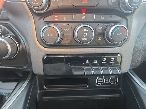 Used 2023 RAM 1500 Big Horn image 22