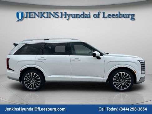 New 2026 Hyundai Palisade Calligraphy FWD image 3
