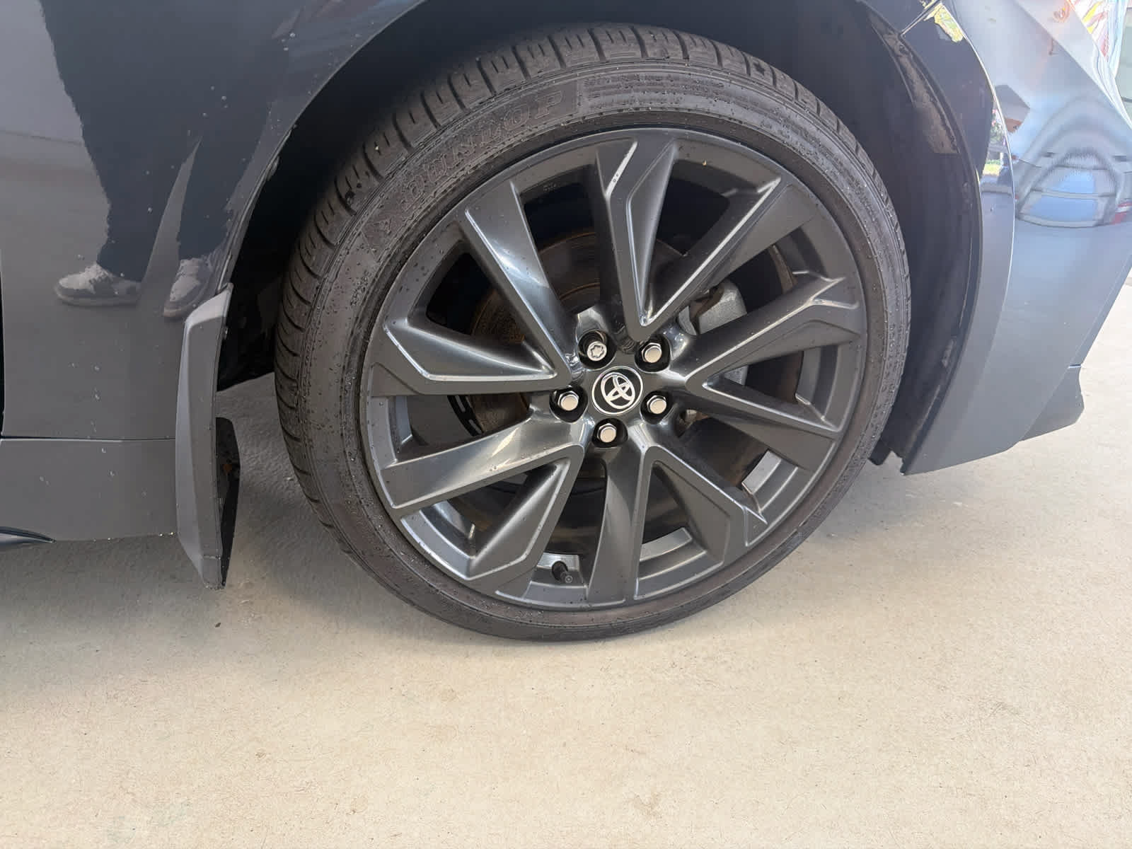 Used 2025 Toyota Corolla SE w/ SE Premium Package FWD image 28