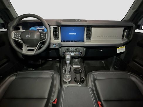 New 2026 Ford Bronco Outer Banks AWD/4WD image 7