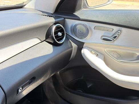 Used 2015 Mercedes-Benz C 300 4MATIC Sedan image 25