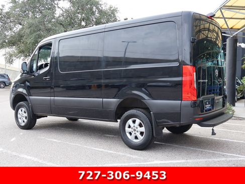 Used 2020 Mercedes-Benz Sprinter 2500 image 6