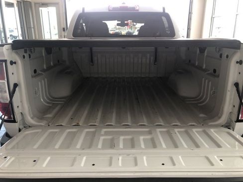 Used 2019 GMC Canyon SLE image 8