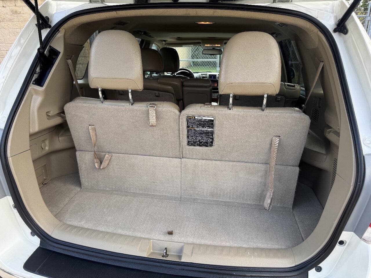 Used 2013 Toyota Highlander Limited AWD/4WD image 24
