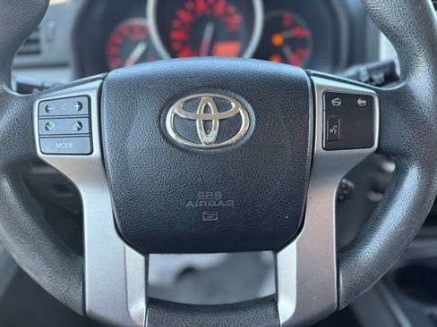 Used 2012 Toyota 4Runner SR5 AWD/4WD image 15